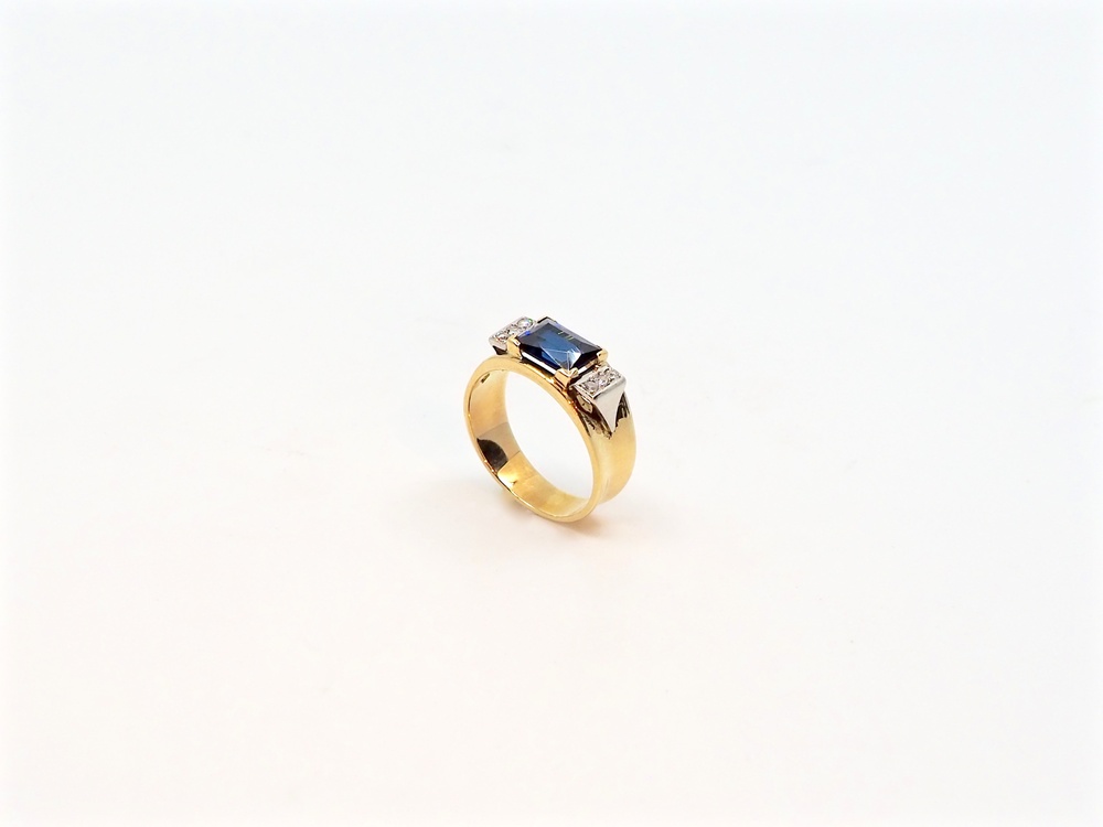 Vintage Ring in Weissgold mit Saphir und Brillanten