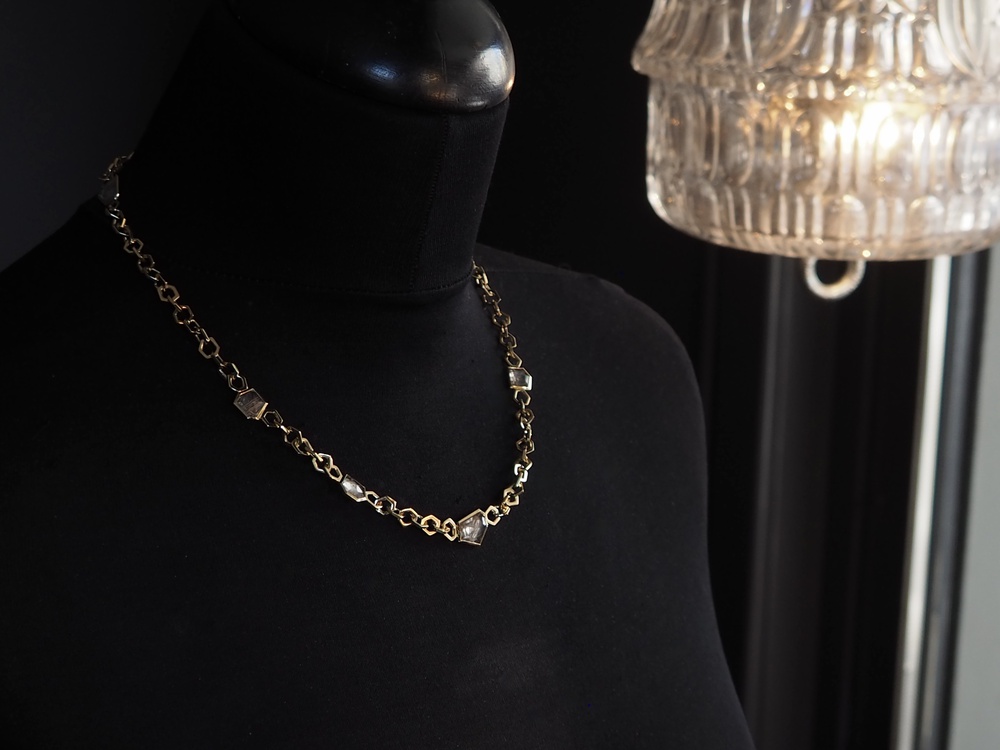 Fabian Blaser Collier aus Rotgold mit Rutilquarz