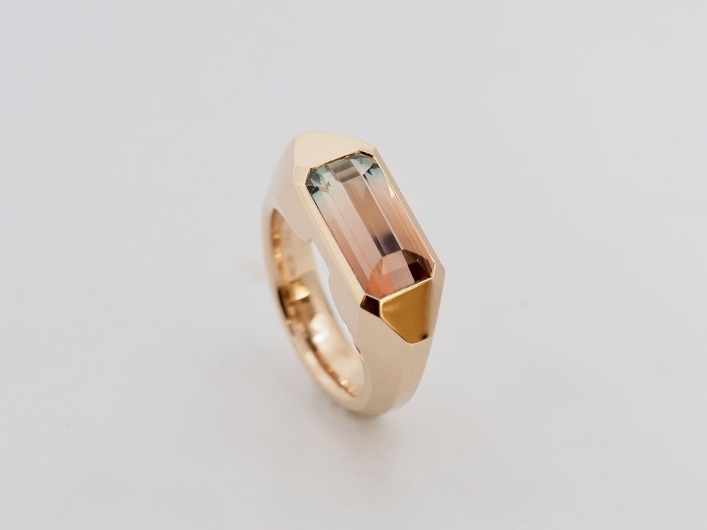Ring in Roségold mit Bicolor-Turmalin Fabian Blaser