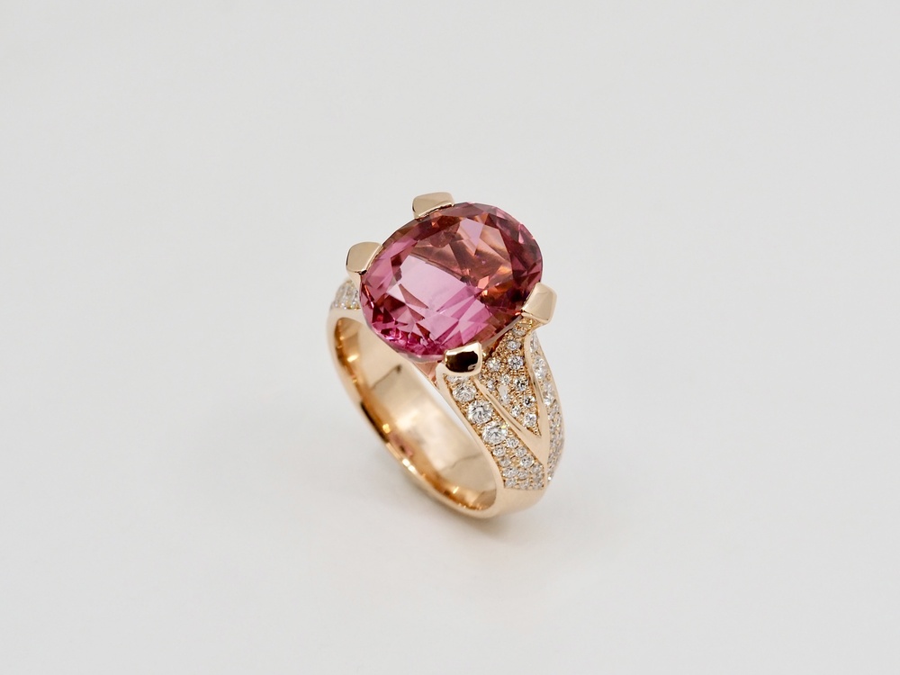 Fabian Blaser Ring mit Turmalin und Brillanten